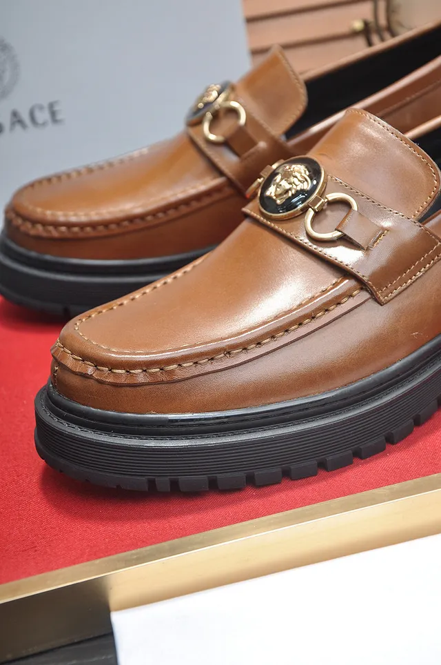Versace Chain Reaction Cuir Tan Medusa-Buckle Mocassins à plateforme 8