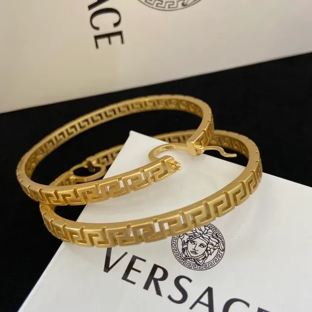 Versace 金色希腊钥匙图案耳环 2
