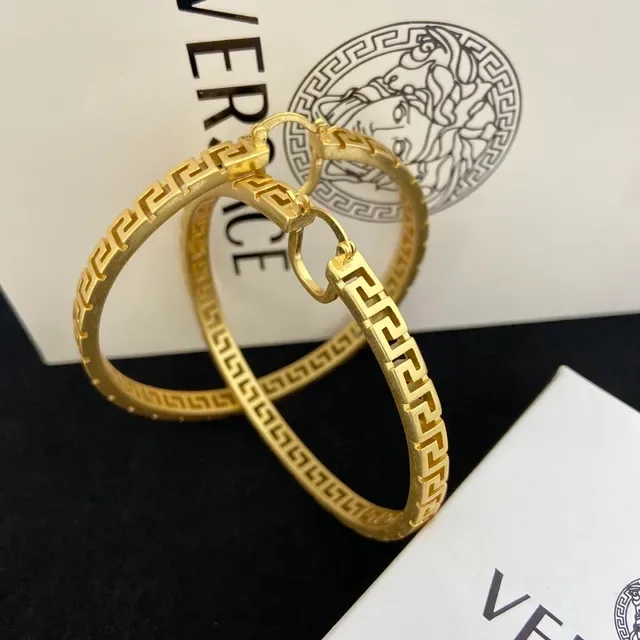 Versace 金色希腊钥匙图案耳环 3