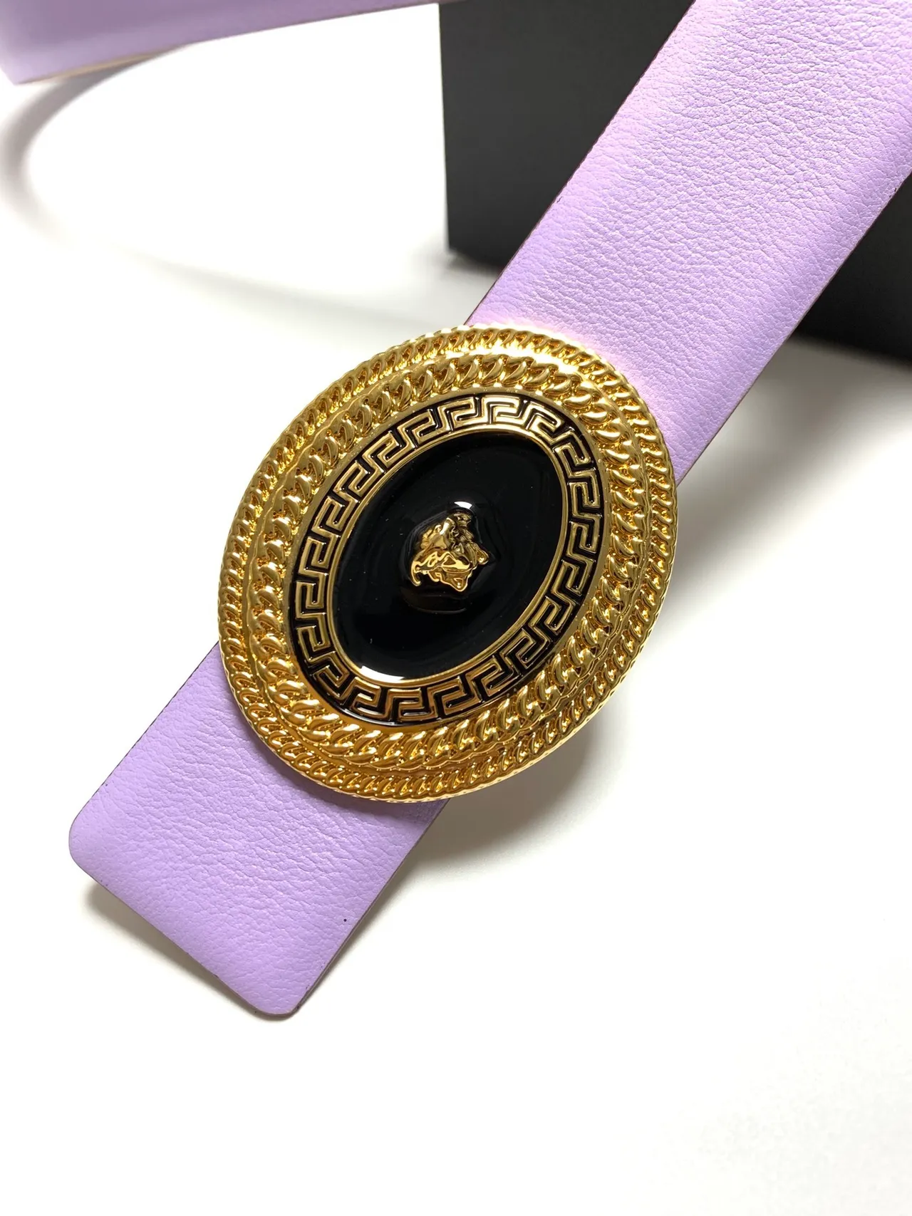 Versace Greca Medusa حزام جلد بنفسجي 6