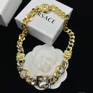 Versace Iconic Chain 金色调 Medusa 水晶项链