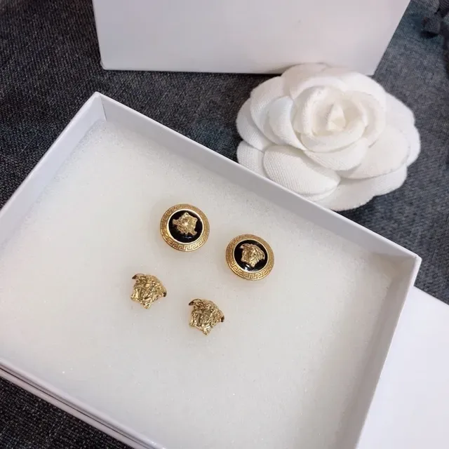 Versace Medusa Icon e Medusa Head Brincos com tachas 7