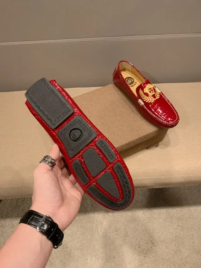 Versace Medusa Red Gold Patent Croc-Embossed Leather White Contrast Stitching Loafer 8