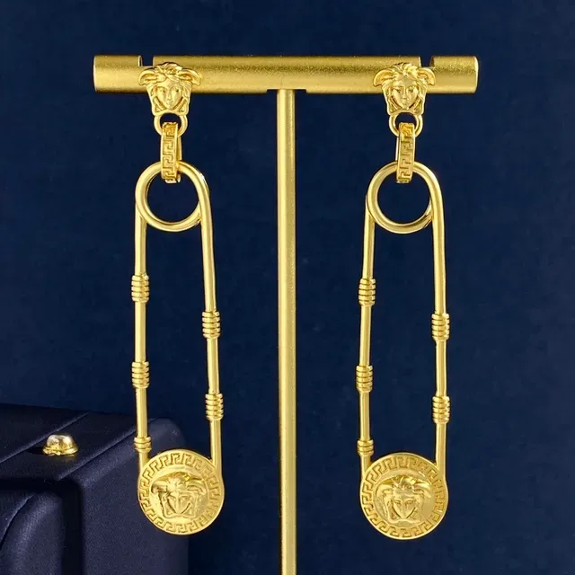 Versace Medusa 安全别针金色耳环 6