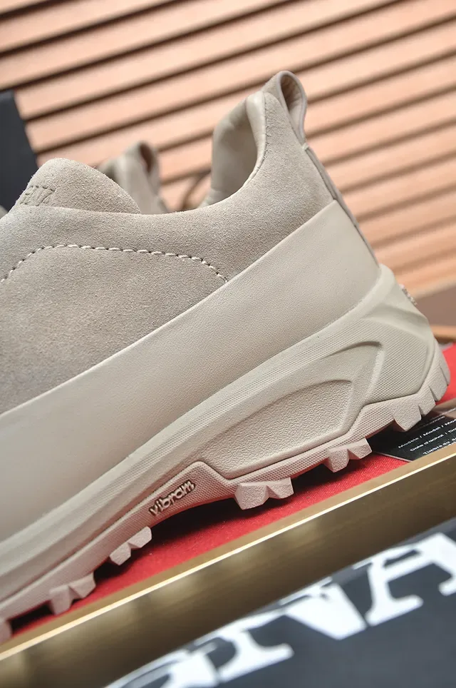 Zegna भूरा स्यूड लेसलेस स्लिप ऑन स्नीकर 2