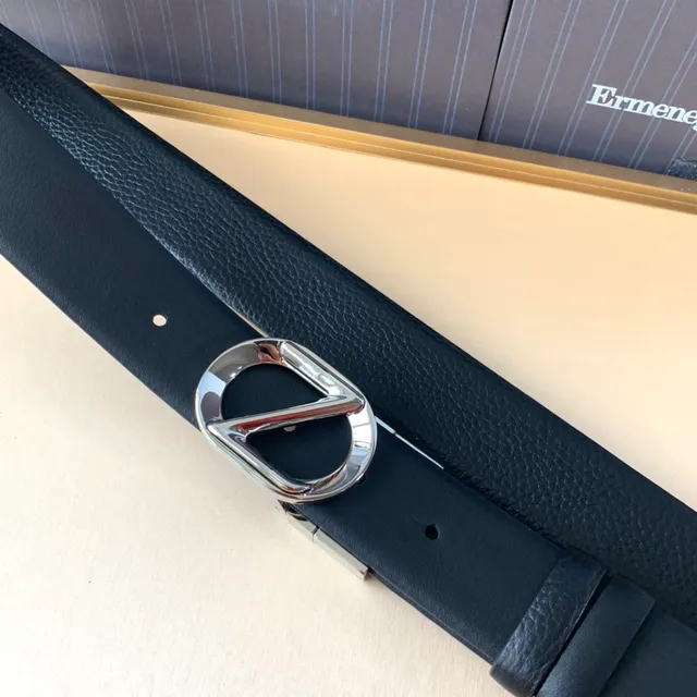 Zegna Preto Prateado Polido D-Ring Buckle Texturizado Keeper Tab Cinto de Couro 2