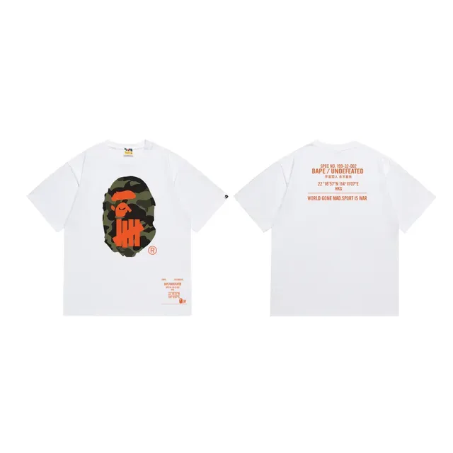 A Bathing Ape BAPE x UNDEFEATED T-shirt camouflage à imprimé graphique noir et orange 4