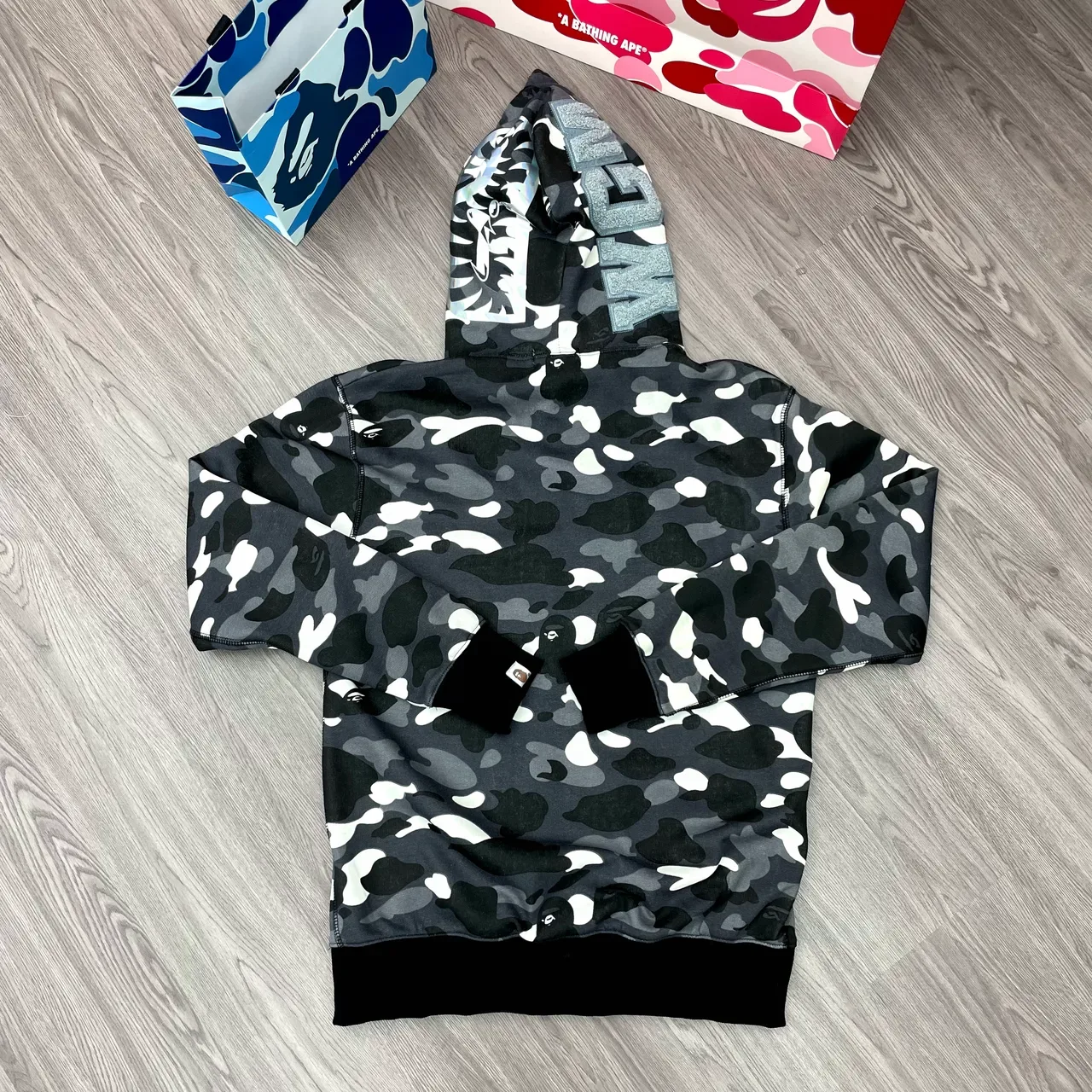 هودي A Bathing Ape Shark أسود أبيض سحاب كامل 3