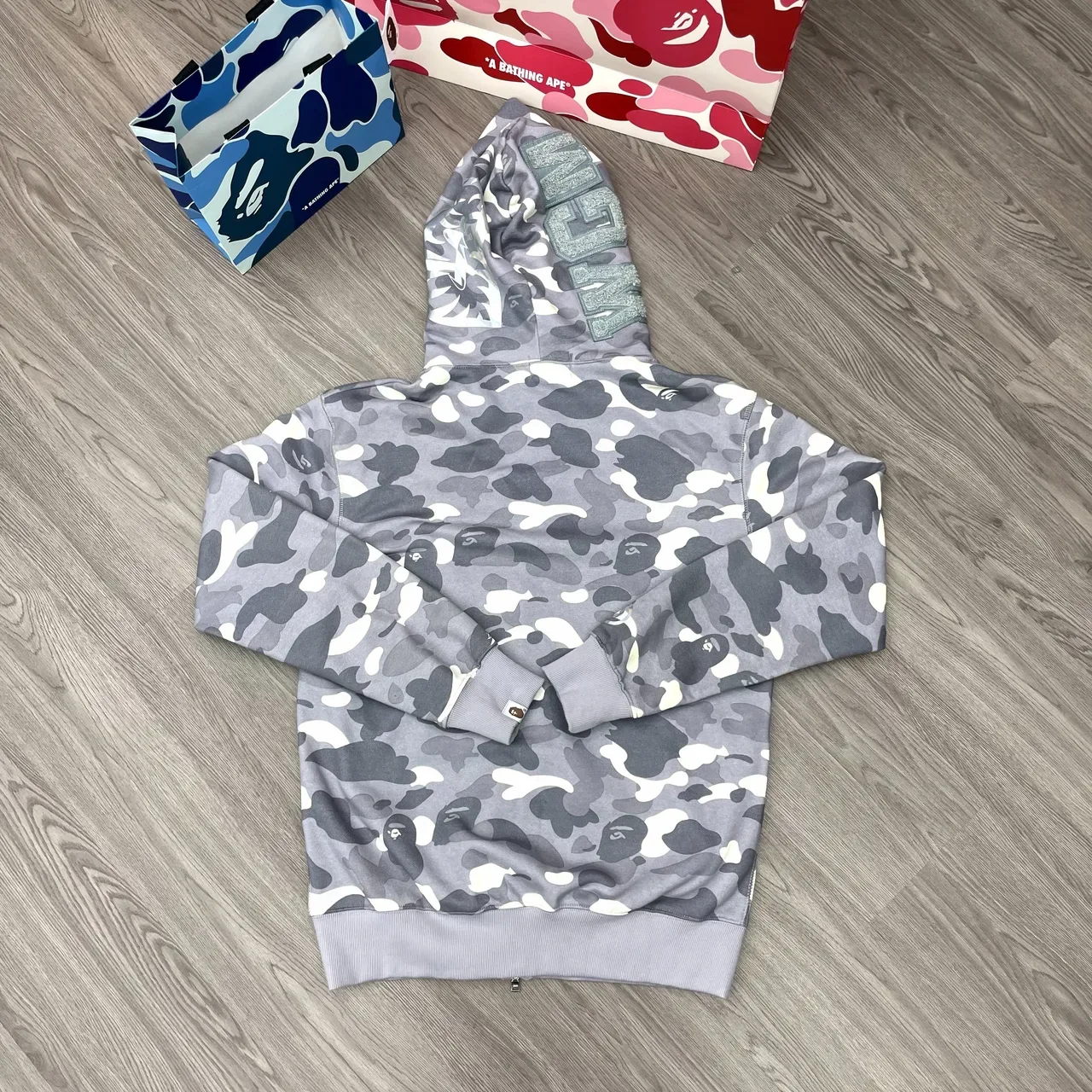 هودي A Bathing Ape Shark أسود أبيض سحاب كامل 4