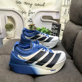 Adidas Adios Endurance Lightstrike Pro tênis de corrida branco e azul