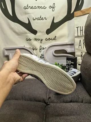 Adidas Beige White Laceless Slip-On Three-Stripe Side Panel Lifestyle Sneakers 24