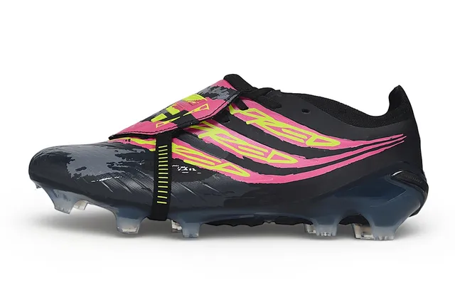 Adidas Black Pink Zapatos de fútbol de bajo corte con cierre de correa para terreno firme 7