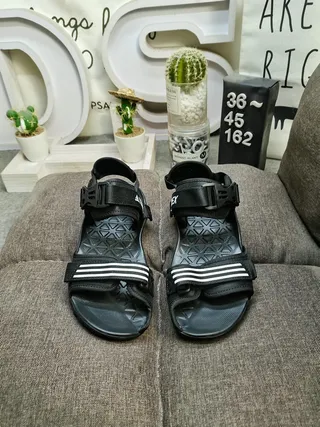 Adidas Preto Branco Multi-Strap Fecho Ajustável Base Texturizada EVA Sandálias Casuais 10