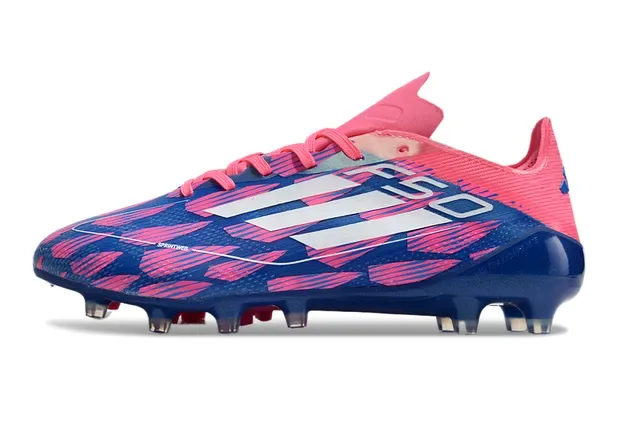 Adidas Zapatillas de fútbol azul rosa de bajo corte con upper sintético tacos cónicos moldados para terreno firme 7