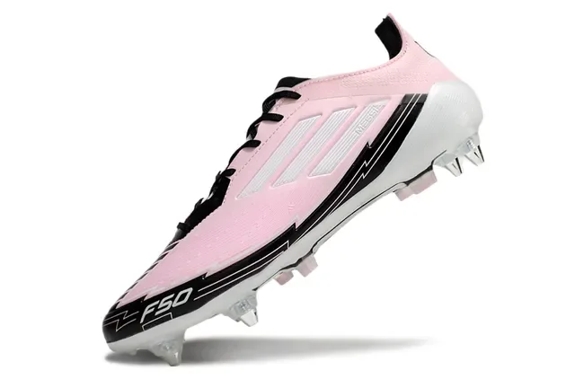 Adidas F50 Messi Pink Black Crampons de football pour terrain ferme 3