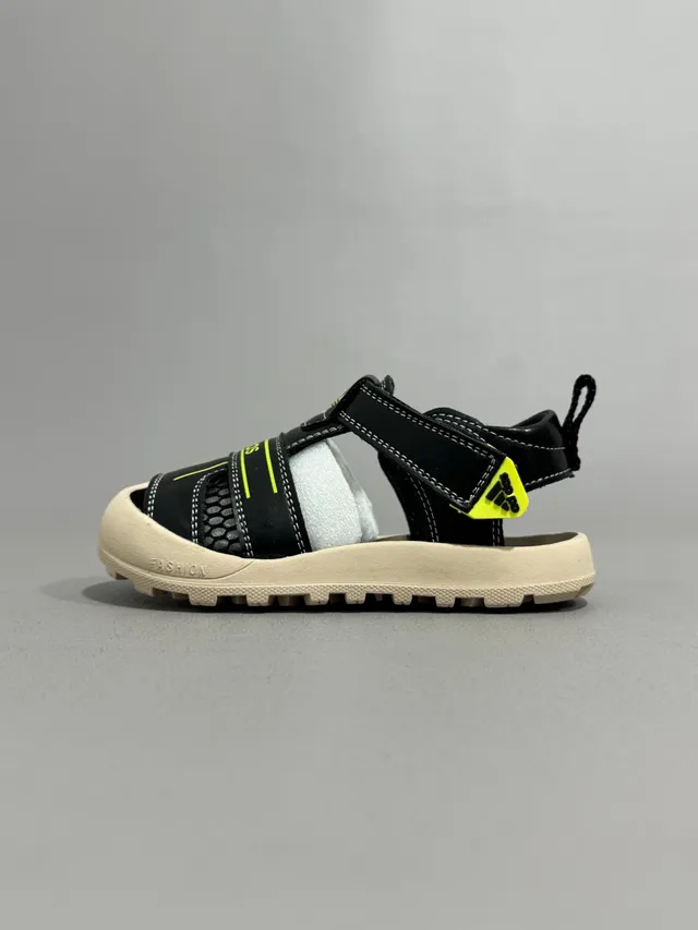 Adidas Niños Verde Oliva y Beige Sandalias Casuales 8