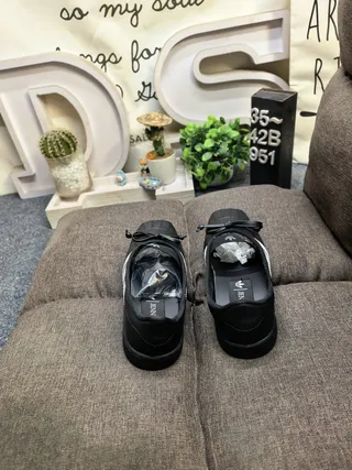 Adidas Mary Jane Black White Laceless Three-Stripe Side Panel Mary Jane Shoes 8