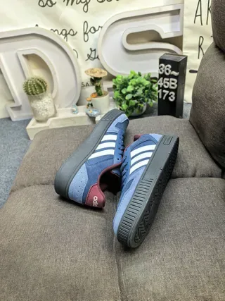 Adidas 海军蓝粉色低帮麂皮和纺织面料生活式运动鞋 6