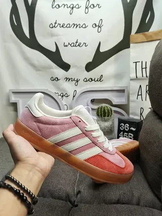 Adidas وردي برتقالي منخفض سويد ونسيج علوي أسلوب حياة حذاء رياضي 6