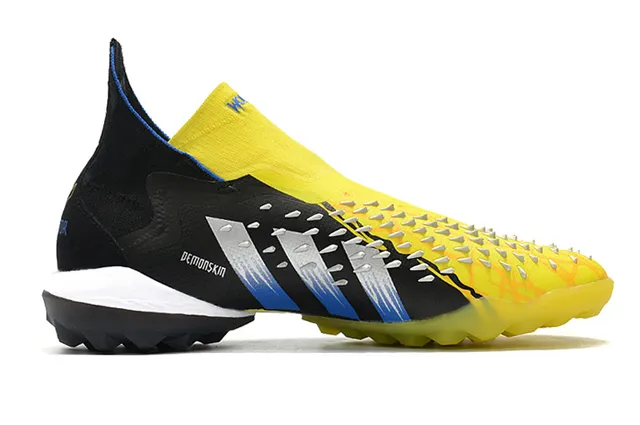 Adidas Predator Freak X-Men Turf Sapatos de futebol 7