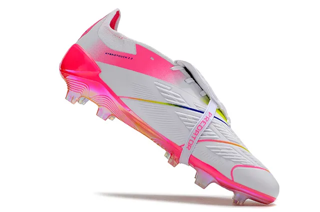 Adidas Predator Tênis de futebol com studs moldados, branco e rosa, corte baixo, cadarço assimétrico, gramado firme. 2