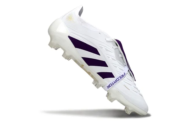 Adidas Predator Chaussures de football blanc pourpre à tige basse avec upper moulé superposition de trois bandes sur terre ferme 2