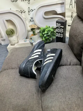 Adidas Samba Chaussures Lifestyle Noir et Beige 6