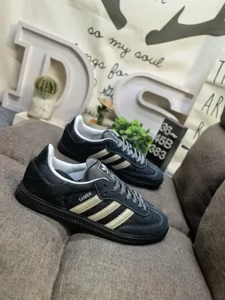 Adidas Samba Chaussures Lifestyle Noir et Beige 9