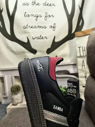 Adidas Samba Chaussures Lifestyle Noir et Rose en Cuir 3
