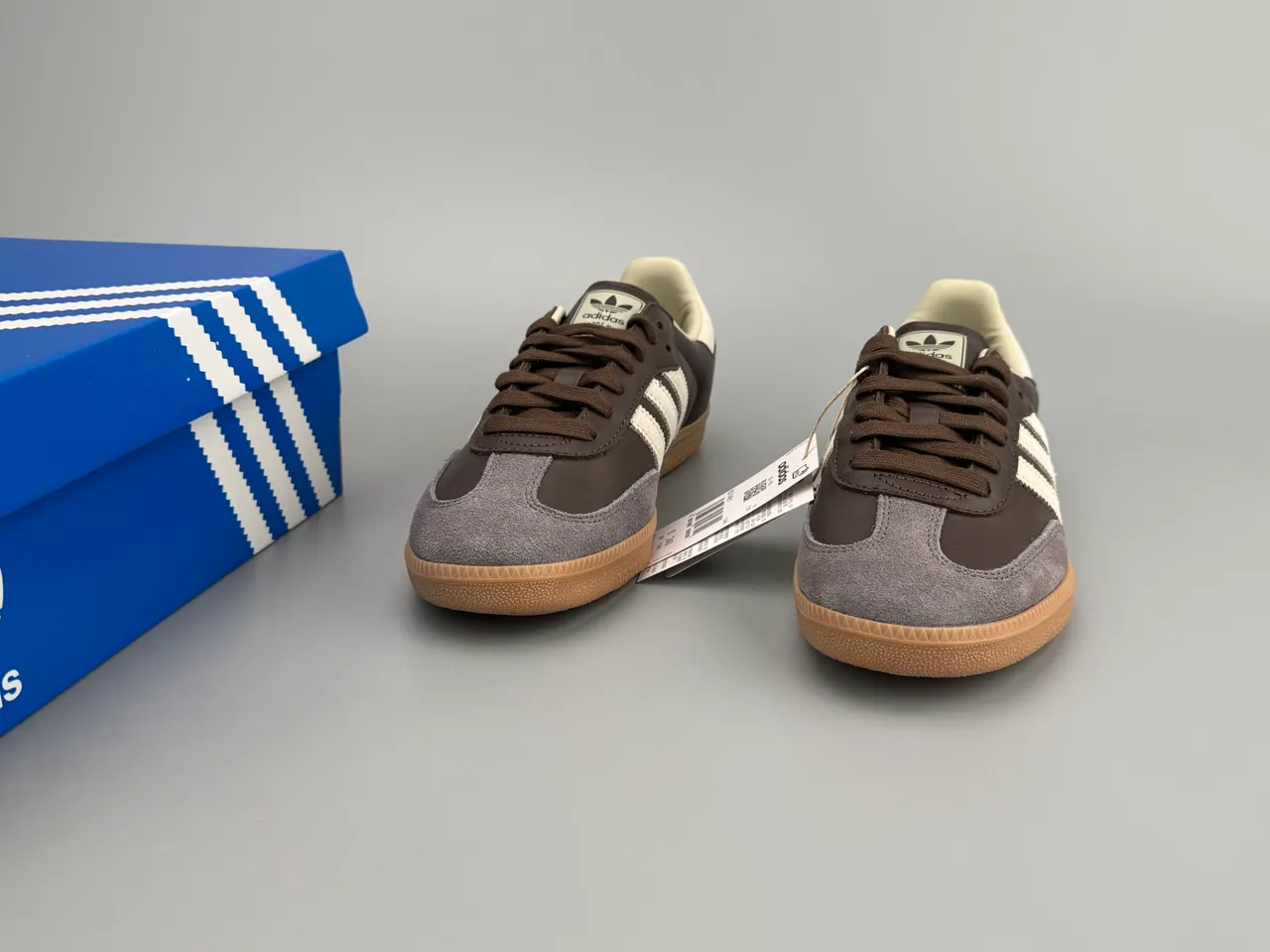 Adidas Samba حذاء رياضي بني وبيج جلد وسويدي لايف ستايل 7