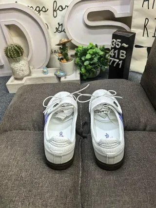 Adidas Samba Blanc et Violet Chaussures Lifestyle 8