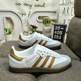 Adidas Samba حذاء رياضي أبيض و بني أسلوب حياة