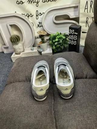 Adidas Prateado Bege Sem Cadarço Fita Velcro Ponta Acolchada Tênis 8