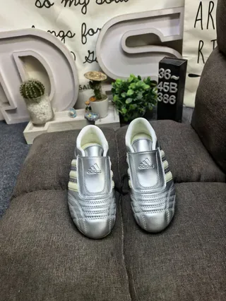 Adidas Prateado Bege Sem Cadarço Fita Velcro Ponta Acolchada Tênis 10