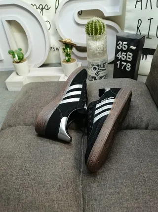 Adidas Spezial Zapatillas Lifestyle de Ante Negro y Plata 6