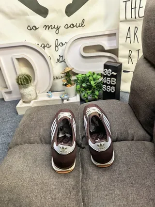 Adidas Spezial Tênis Lifestyle Marrom e Branco Tecido 8