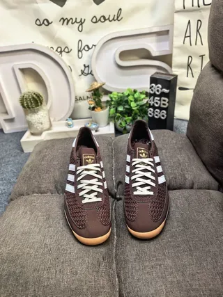 Adidas Spezial Tênis Lifestyle Marrom e Branco Tecido 10