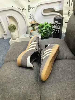 Adidas Spezial Tênis Lifestyle de Camurça Marrom e Creme 6