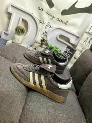 Adidas Spezial Tênis Lifestyle de Camurça Marrom e Creme 7