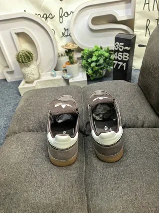 Adidas Spezial Tênis Lifestyle de Camurça Marrom e Creme 8