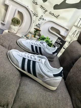 Adidas Spezial সাদা এবং কালো লাইফস্টাইল স্নিকার 7