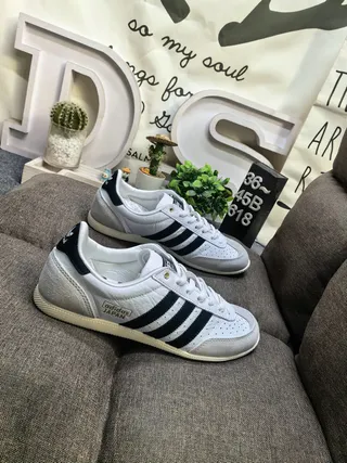 Adidas Spezial সাদা এবং কালো লাইফস্টাইল স্নিকার 9