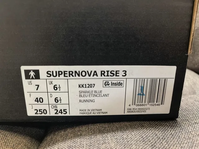 Adidas Supernova Green Gray Silhueta Leve Painel Lateral de Três Listras Tênis de Corrida 2