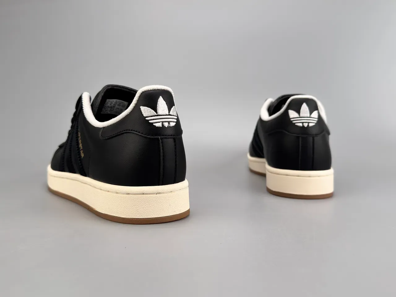 Adidas Superstar Tênis Lifestyle Preto e Creme 6