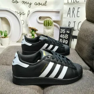 Adidas Superstar أسود وأبيض حذاء سنيكرز لايف ستايل