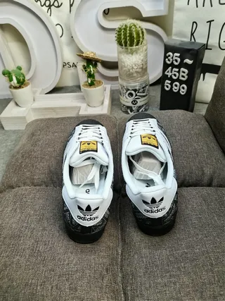 Adidas Superstar Negro y Blanco zapatillas lifestyle 8