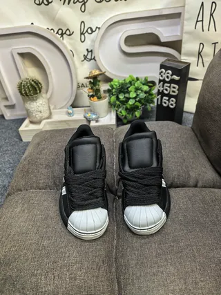 Adidas Superstar Chaussures lifestyle noires argent 10