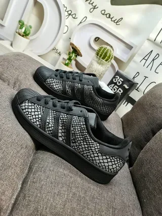 Adidas Superstar Camo-Print Off-White sneakers lifestyle 16