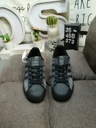 Adidas Superstar Camo-Print Off-White sneakers lifestyle 19