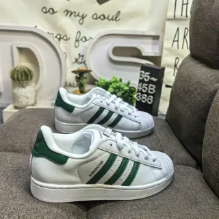 Adidas Superstar أبيض وأخضر غابي نمط حياة حذاء رياضي